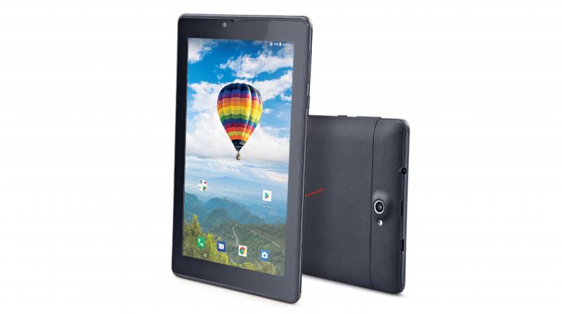 The tablet sports a 2.0MP rear camera along with a LED flash, and a 0.3MP front camera.