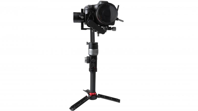 The AFI Phoenix D3 Gimbal with its 3 axes i.e. roll, pitch and pan and the gyro driving technology enables steady, coordinated and sensitive video shoots.