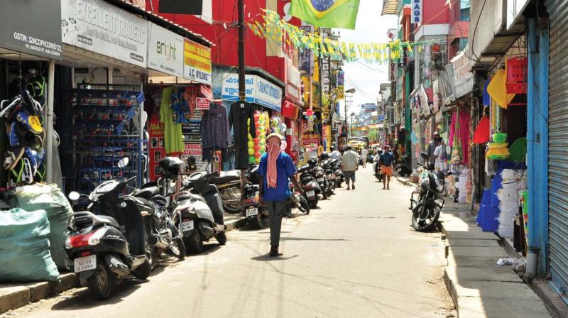 The otherwise busy streets and shops sport a deserted look on Uthradom day  (Photos: Vinod Karimatt)