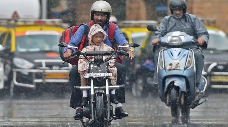 Mumbai rains: Brihanmumbai Municipal Corporation has taken number of precautionary measures with the Met department predicting extremely heavy rainfall between Saturday and Monday. (Photo: PTI)