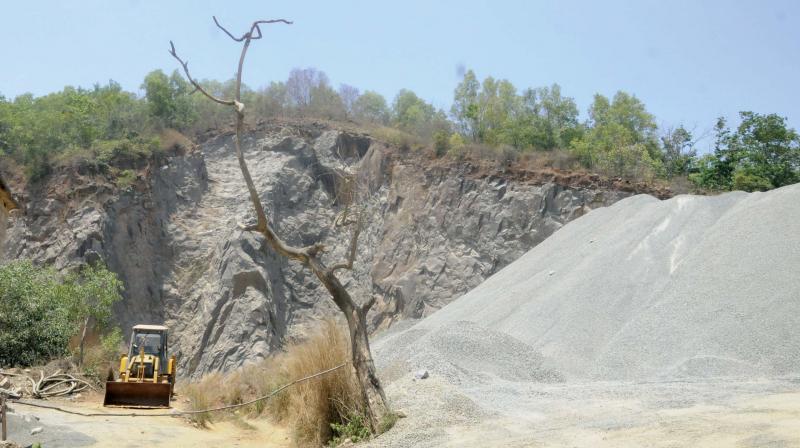 Quarrying in Mookunnimala. (Photo: DC)