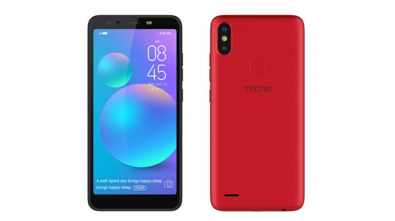 The Tecno Camon iAce (left) and iSky (right) come with AI-powered cameras.