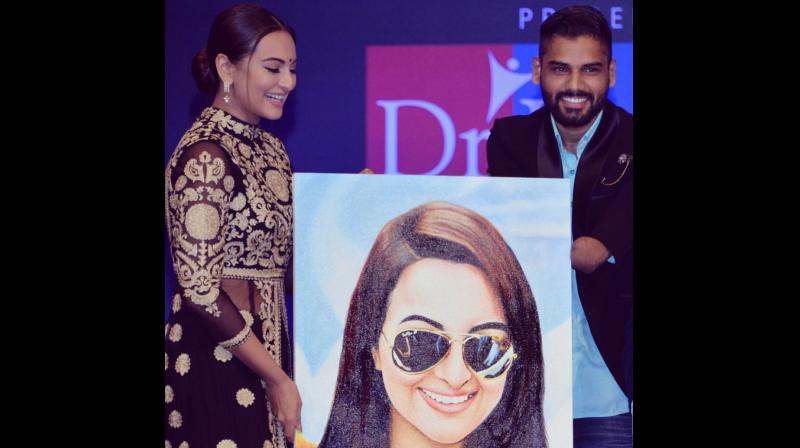 Sonakshi was extremely moved when she was gifted the painting.