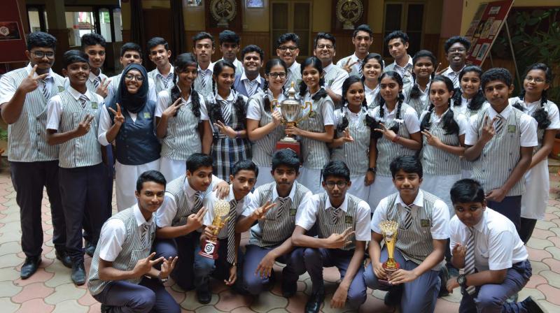 Saraswathi Vidyalaya, Vattiyoorkavu team which won  overall championship at the Genesis  2017-18 competition.