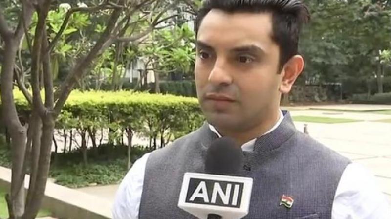 Congress leader Tehseen Poonawalla, who had filed the petition, said just before his plea was to be heard this morning in the court of Justices Arun Mishra and M M Shantanagoudar, the senior advocate had pressurised him to withdraw the petition. (Photo: ANI)