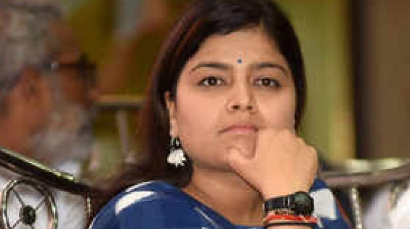 Poonam Mahajan