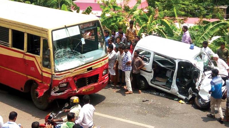 The site where the accident took place near Pachilavalavu at Kunnikkode along the Kollam  Thirumangalam National Highway. (Photo: DC)