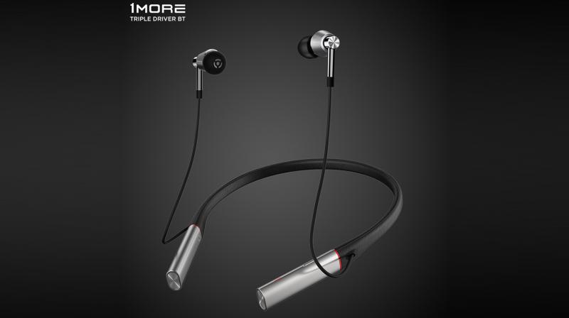 The 1MORE triple driver Bluetooth earphones comes with two balanced armatures and a separate dynamic driver that deliver an extremely accurate listening experience.