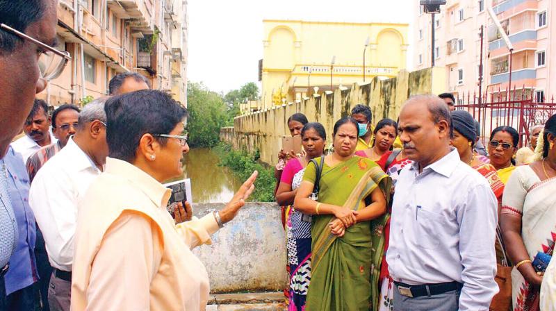 Lt Governor Kiran Bedi creates awareness on dengue in Puducherry on Saturday. (Photo: DC)