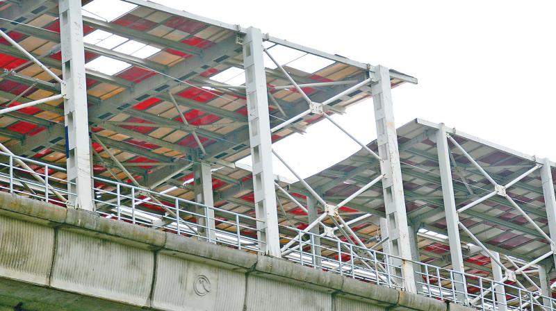 The roof at Alandur metro rail station pulled out by gusty winds (Photo: DC)