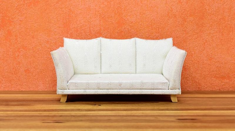 4 ways to get rid of food stains on your couch. (Photo: Pixabay)