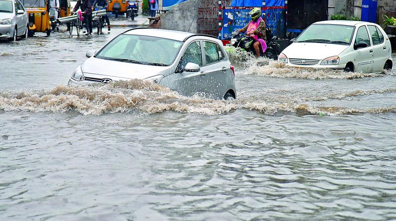 Heavy rainfall on Monday led to massive waterlogging at the Ranigunj area in the city.  (Photo: S. Surender Reddy)