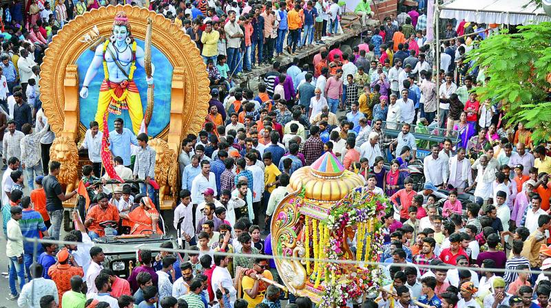 Thousands participate in Shobha Yatra organised on the occasion of Sri Rama Navami in Hyderabad.   	(Photo: S. Surender Reddy)