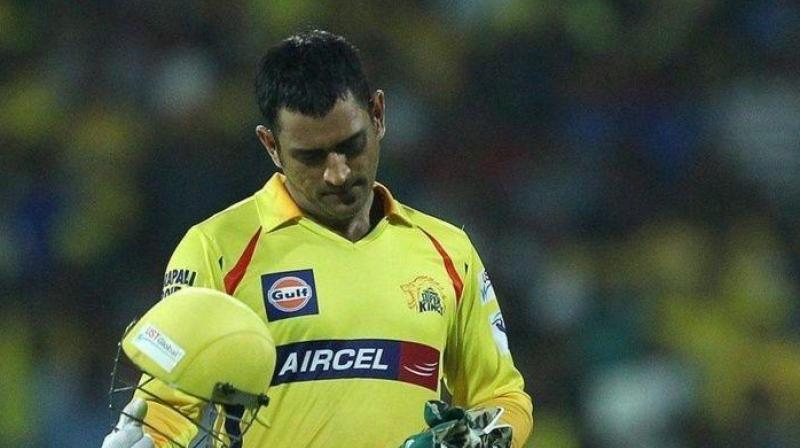 Watch: Suresh Raina consoles emotional MS Dhoni during CSK return talk