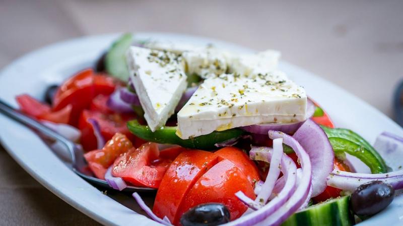 Mediterranean diet has immense benefits for older people. (Photo: Pixabay)