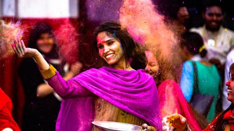 Beauty expert Shahnaz Husain reveals tips to ensure your skin and hair stay healthy this Holi. (Photo: Pixabay)