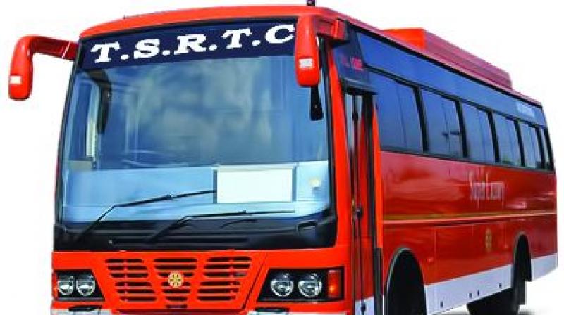 Telugu states: 900 buses go off road
