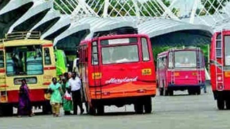 Though the city is growing rapidly, in many of the places well inside the city limits, the public transport system is still weak.