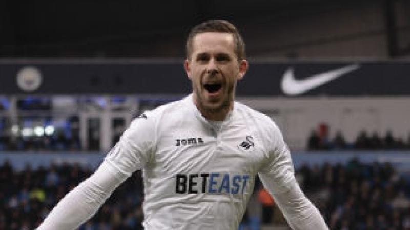 Gylfi Sigurdsson, due to sign a five-year contract worth 100,000 a week, would be Evertons record signing, topping the 31.8 million they paid Chelsea for Romelu Lukaku in 2014.(Photo: AFP)
