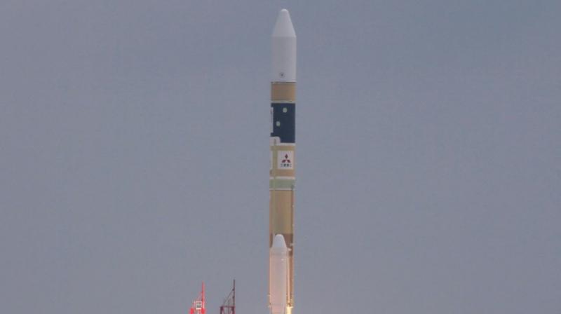 ÂThe H-IIA rocket blasts off from the Tanegashima space centre in Kagoshima Prefecture, southern Japan. (Photo: AFP)