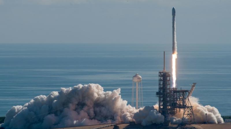 A SpaceX Falcon 9 rocket carrying a secret US Air Force space plane takes off NASAs Kennedy Space Center (Photo:AFP)