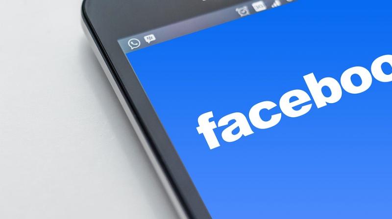 Facebook to launch news subscription feature.