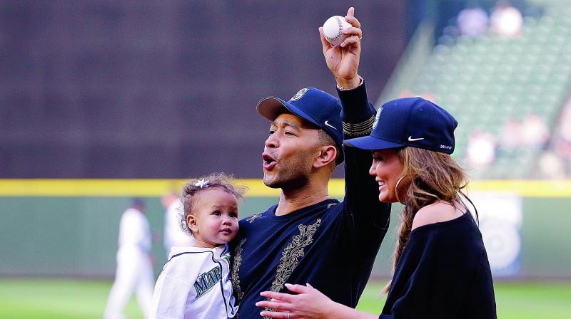 John Legend and Chrissy Teigens little daughter Luna