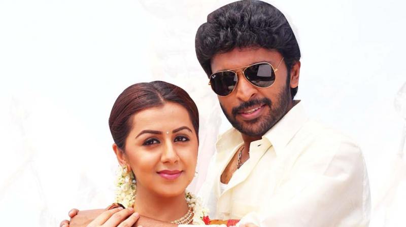 Censors have given a clean U Certificate for his upcoming film Pucca with hero Vikram Prabhu, where the latter has two heroines  Nikki Galrani and Bindu Madhavi.