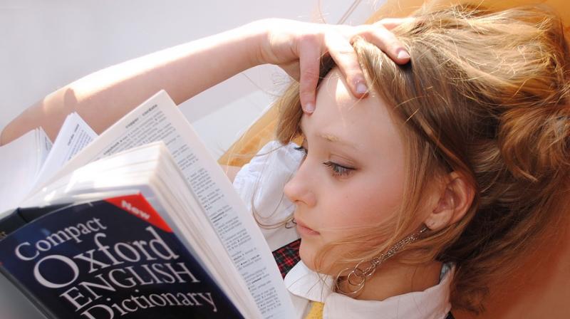 Teen girls report higher degree of daytime sleepiness than boys. (Photo: Pixabay)