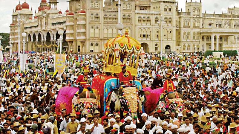 The enthusiastic crowds are also a nightmare for the mahouts, who need to make sure that the elephants make their way carefully through them without causing anyone any harm.