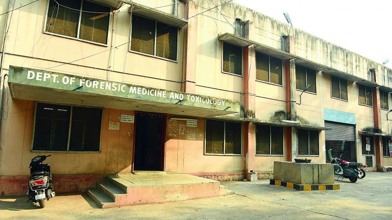 Osmania General Hospital mortuary ward in Afzalgunj. (Photo: DC)