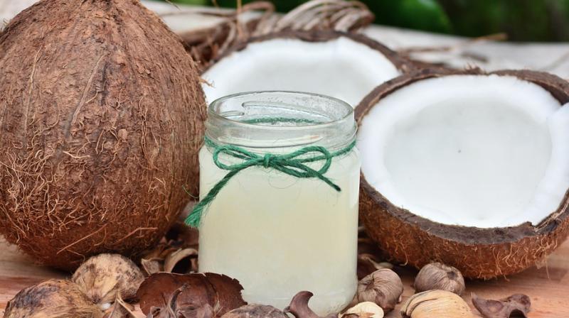 Coconut oil could reduce risk of heart disease. (Photo: Pixabay)