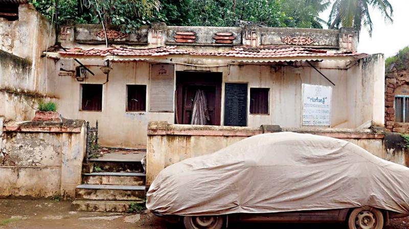 The dilapidated house of Gangubai Hangal in Hubballi that has been allowed to go to seed by authorities.