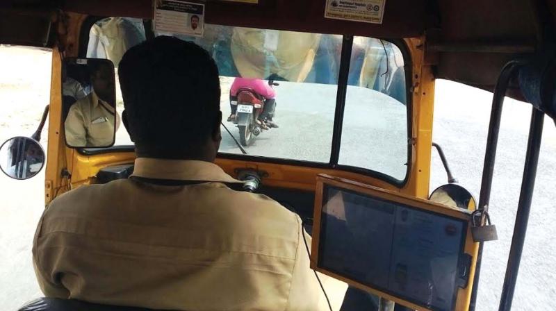 An auto-rickshaw with Vehicle ST application on (Photo: DC)