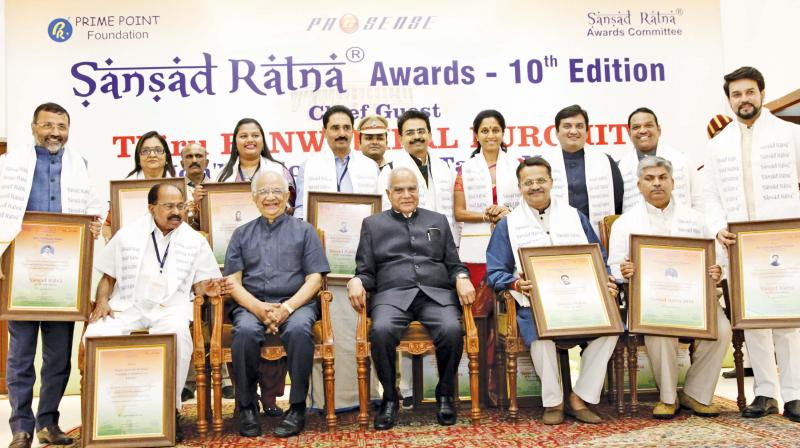 Governor Banwarilal Purohit at the 10th edition of Sansad Ratna Awards 2019 at Durbar Hall, Rajbhawan, Chennai, on Saturday.	DC