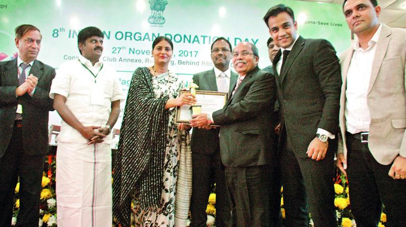 G. Ravinder Rao, the Chairman of the Yashoda Group, received the award for the best hospital for organ donation in New Delhi on Monday. 	(Photo: DC)