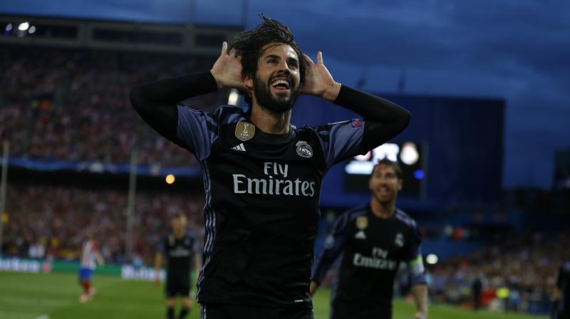 Isco pounced on the rebound to end Atletico Madrids hopes of progressing to the Champions League final. (Photo: AP)