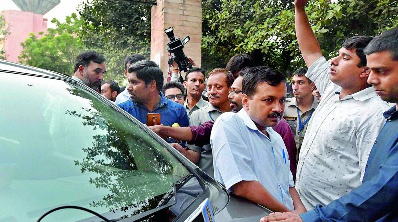 Delhi Chief Minister Arvind Kejriwal at Lady Harding hospital after he was stopped at the hospital from meeting the family of Subedar Grewal who allegedly committed suicide over OROP, in New Delhi on Wednesday. 	(Photo: PTI)
