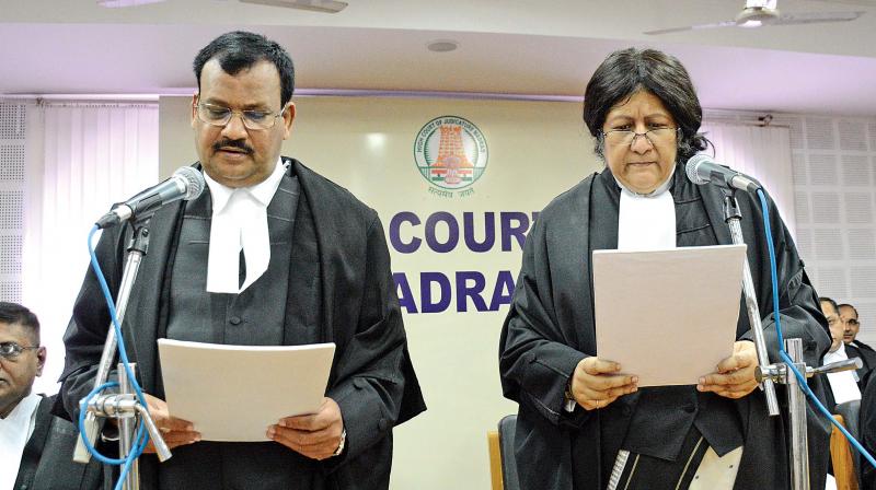 Chief Justice Indira Banerjee administered the oath of office to Justice Satrughana Pujahari at a simple function held on the premises of the Madras high court.