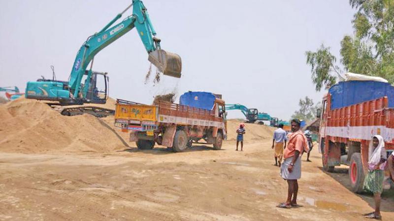 The judge also observed that the illegal mining in the TN has gone to a rampant level where it is difficult to even assess the excess quality of sand and minerals.