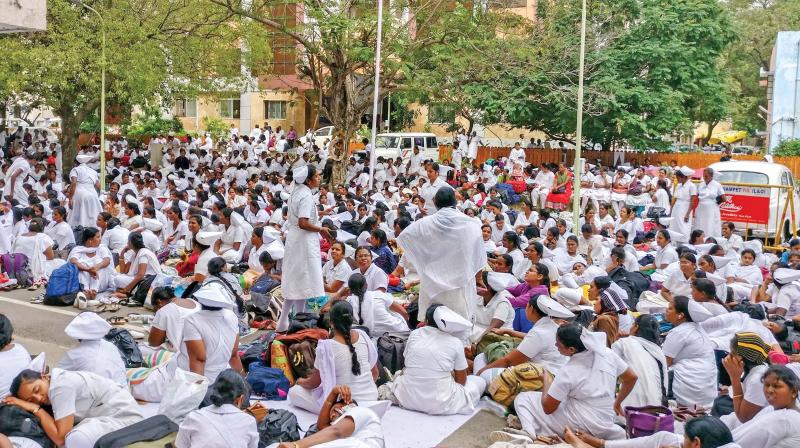 Nurses taking part in the demonstration that was later called off at DMS complex on Wednesday (Photo: DC)