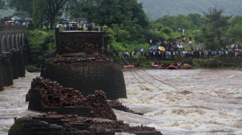 Nitin Gadkari also mentioned the British-era bridge over the Savitri river in Maharashtra last year. (Representational Image)