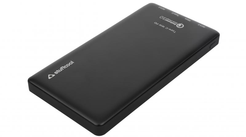 Stuffcool claims that the720PD is fastest power bank in terms of both charging smartphones as well as getting charged itself.