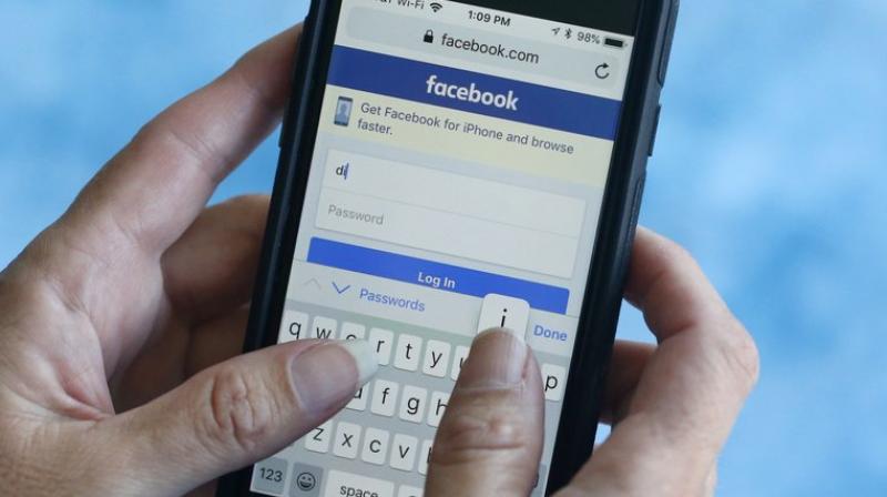 Hard as it might seem to quit Facebook, especially for those entwined with it for years, it can be done.(Photo: AP)