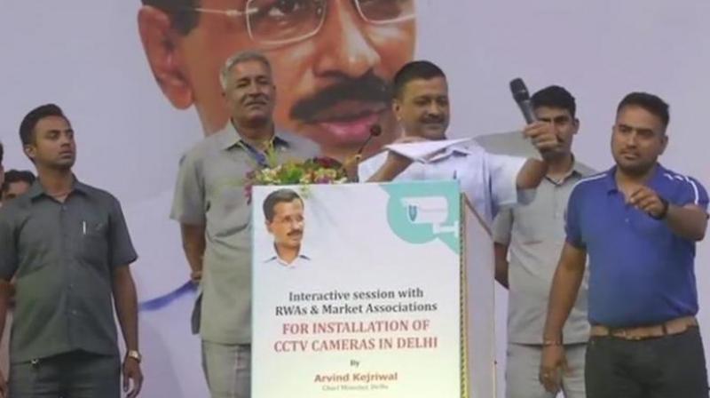 Addressing a huge gathering of representatives of RWAs, market associations and NGOs at Indira Gandhi Stadium, Kejriwal claimed that crime in Delhi would be reduced by half once surveillance cameras were set up across the city. (Photo: ANI)