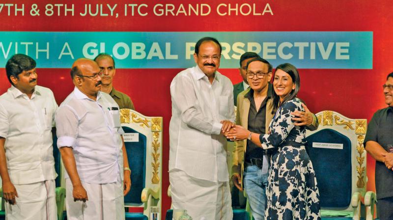 Vice President Venkaiah Naidu with ophthalmologists at the inaugural session of Annual Conference on Eye Surgery organised by Intraocular Implant and Refractive Society of India (IIRSI), in Chennai, on Saturday. (Photo: DC)