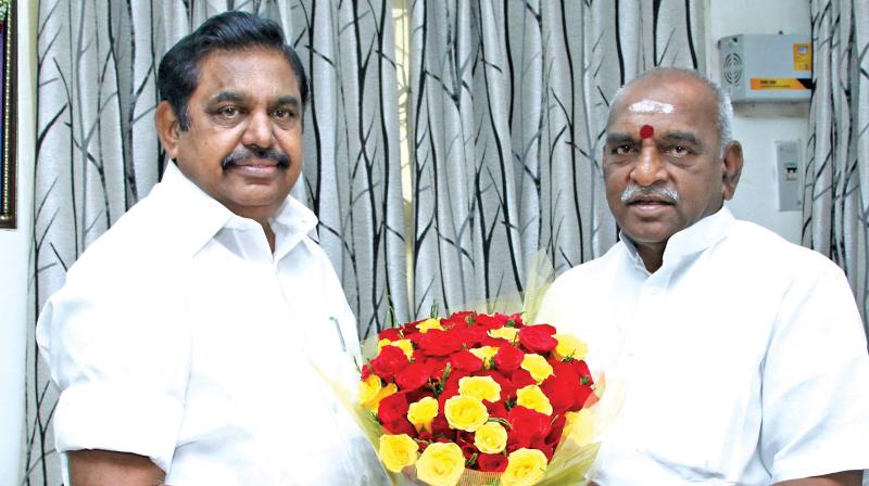 Union minister of state for finance and shipping Pon Radhakrishnan called on Chief Minister Edappadi  K. Palaniswami at his office on Saturday (Photo: DC)