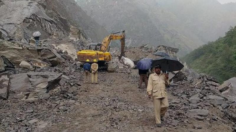 Rescue work in progress after a landslide near Hathi Parvat ,Vishnuprayag on the Badrinath route, Uttarakhand on Saturday. (Photo: File)