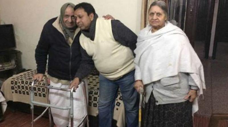 Sushil Sharma with his family at his home after he was released from Tihar jail. (Photo: PTI)