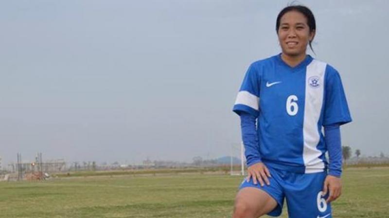 Oinam Bemdem Devi, nicknamed the Durga of Indian Football, who had made her international debut in 1995, bowed out on a high after winning the SAF Games Gold Medal in Shillong in February 2015. (Photo: AIFF)
